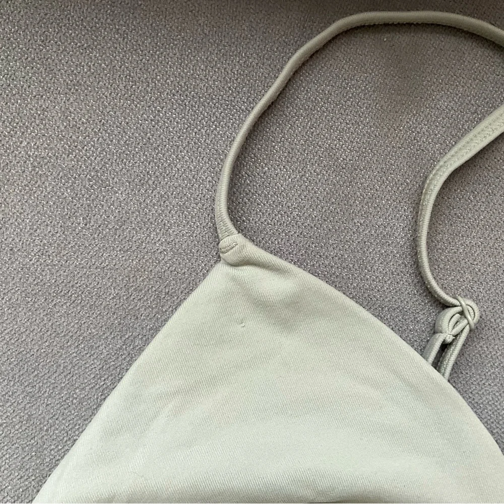 Alo Yoga Alo Yoga Splendor Bra Candy Limestone/Black S